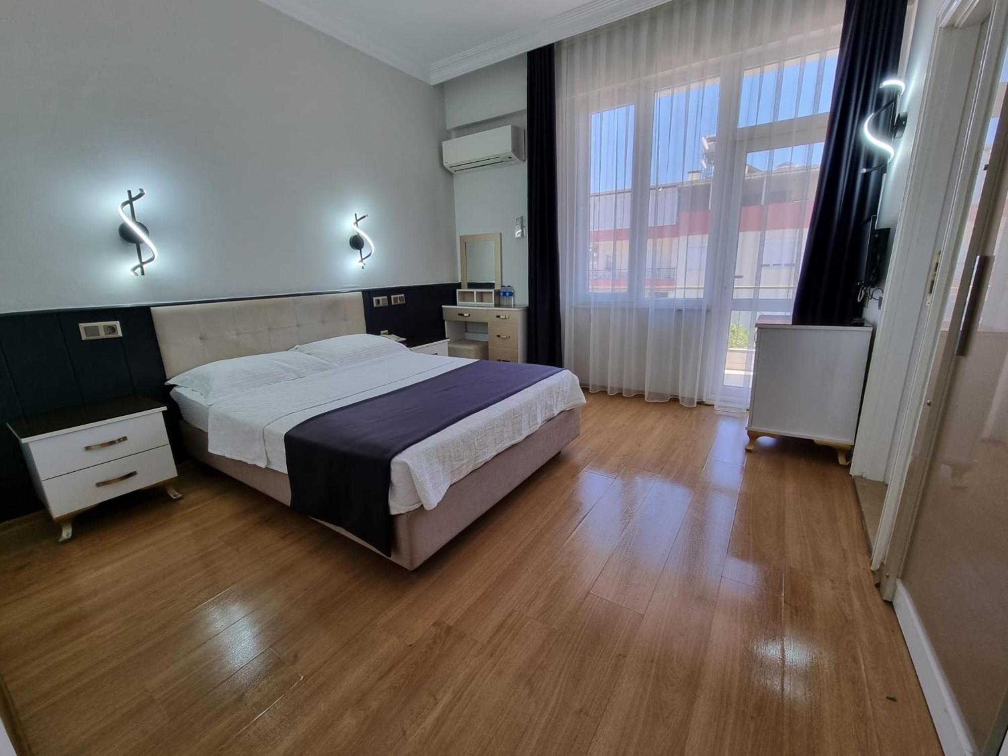 Perlo Hotel City Antalya Exterior photo